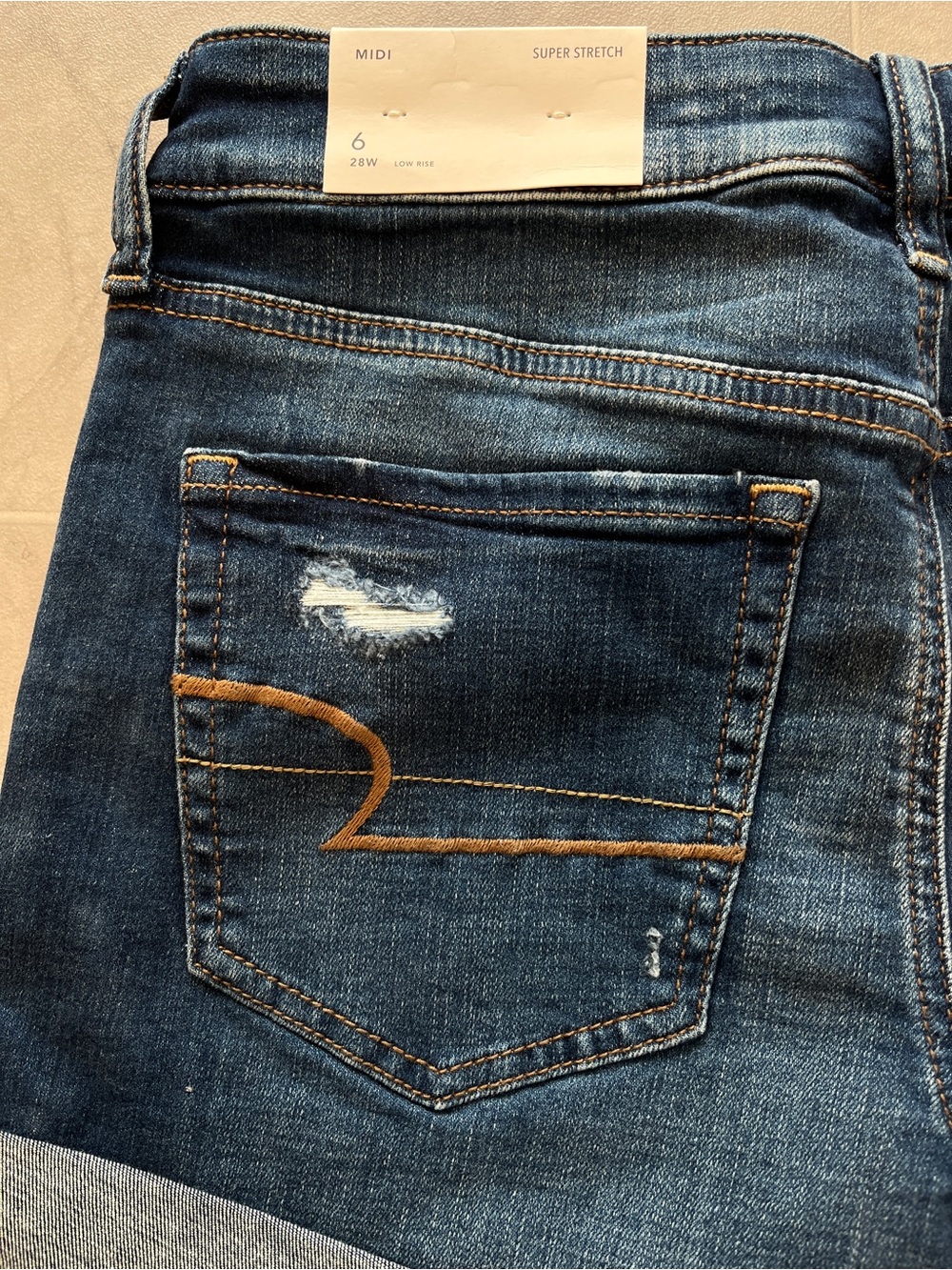 American Eagle Outfitters Blue Distressed Rolled Cuff Jean Shorts size 6 Stretch - Picture 7 of 9